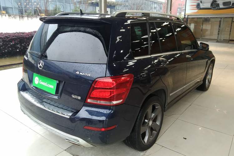 Used Mercedes-Benz GLK-Class 2013 GLK 300 4MATIC Dynamic Sunroof Model Rear Right 45 Deg