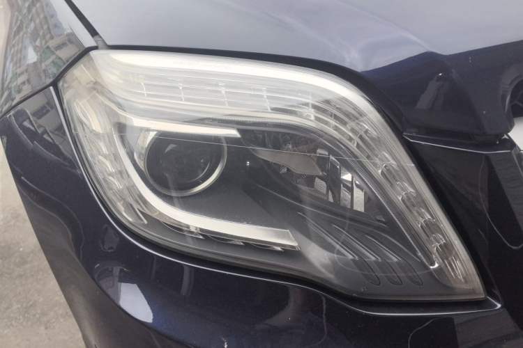 Used Mercedes-Benz GLK-Class 2013 GLK 300 4MATIC Dynamic Sunroof Model Right Front Headlight