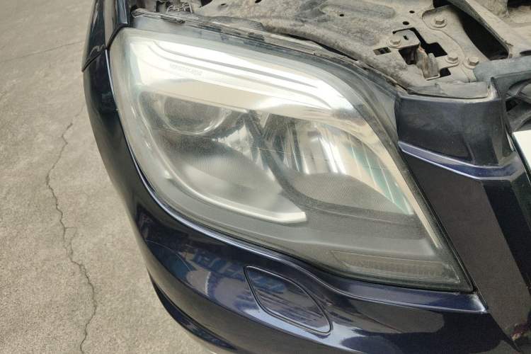 Used Mercedes-Benz GLK-Class 2013 GLK 300 4MATIC Dynamic Sunroof Model Right Front Headlight