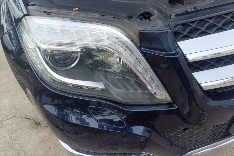Used Mercedes-Benz GLK-Class 2013 GLK 300 4MATIC Fashion Model Right Front Headlight