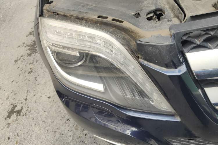 Used Mercedes-Benz GLK-Class 2013 GLK 300 4MATIC Fashion Model Right Front Headlight