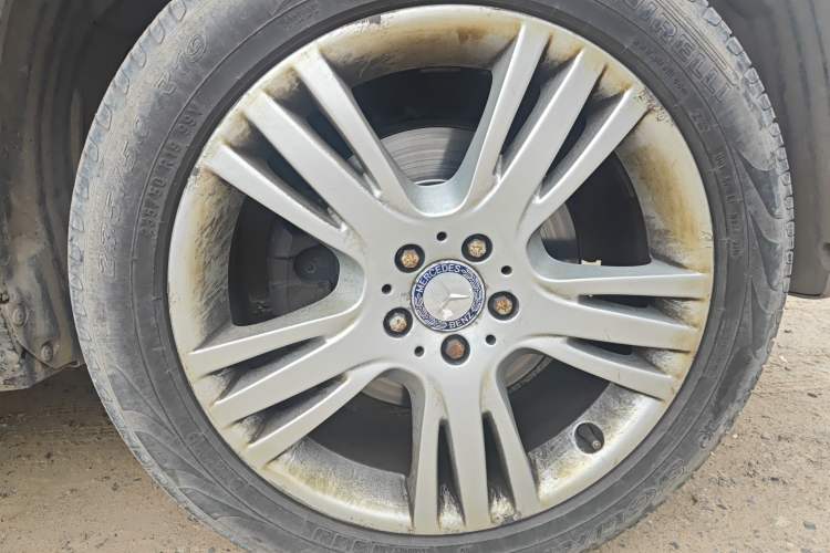 Used Mercedes-Benz GLK-Class 2013 GLK 300 4MATIC Dynamic Edition Right Front Wheel Hub