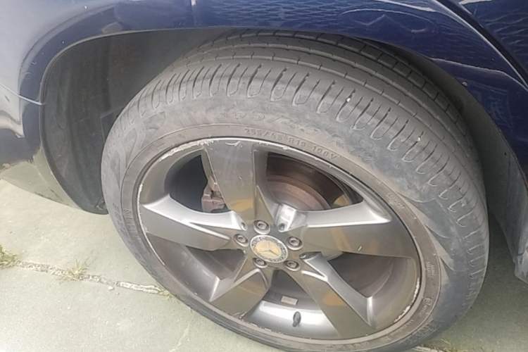 Used Mercedes-Benz GLK-Class 2013 Facelift GLK 300 4MATIC Fashion Edition Right Rear Wheel Hub
