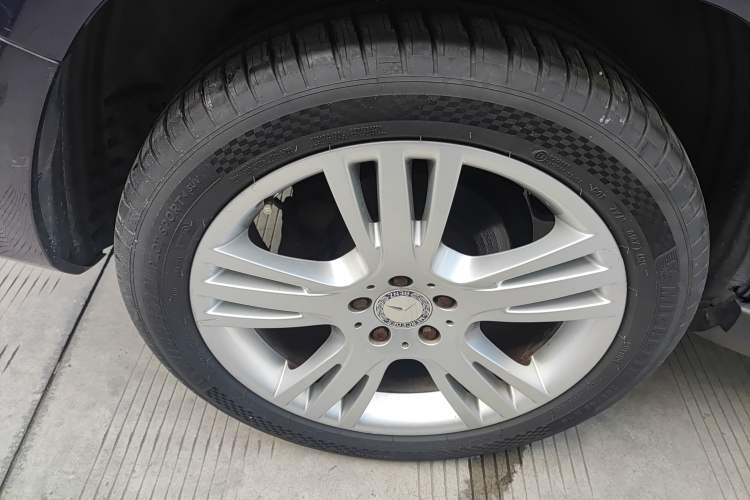 Used Mercedes-Benz GLK-Class 2013 GLK 300 4MATIC Dynamic Edition Right Rear Wheel Hub