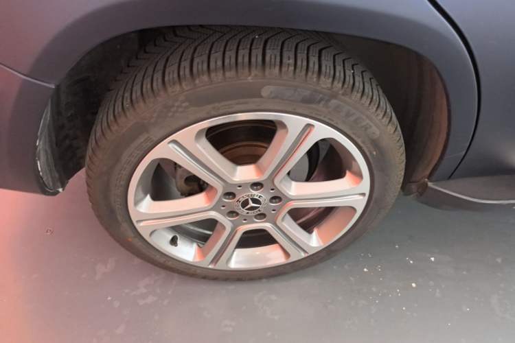Used Mercedes-Benz GLK-Class 2013 GLK 300 4MATIC Dynamic Edition Right Rear Wheel Hub