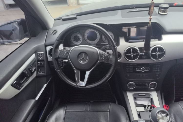 Used Mercedes-Benz GLK-Class 2013 GLK 300 4MATIC Dynamic Sunroof Model Steering Wheel