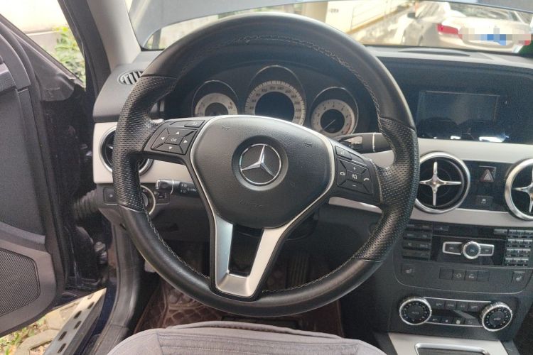 Used Mercedes-Benz GLK-Class 2013 GLK 300 4MATIC Dynamic Sunroof Model Steering Wheel