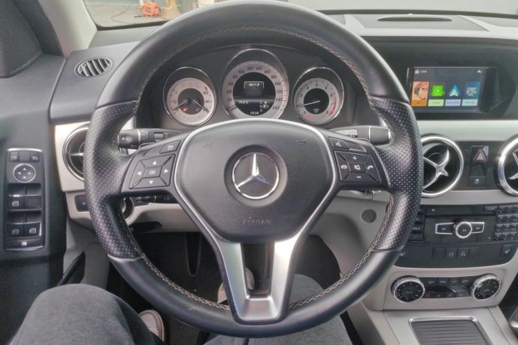 Used Mercedes-Benz GLK-Class 2013 GLK 300 4MATIC Dynamic Edition Steering Wheel