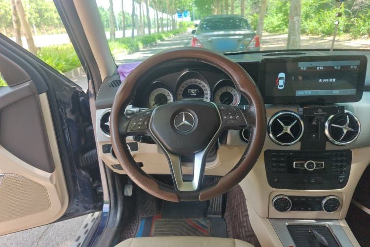 Used Mercedes-Benz GLK-Class 2013 GLK 300 4MATIC Fashion Model Steering Wheel