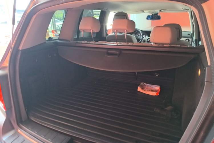 Used Mercedes-Benz GLK-Class 2013 GLK 300 4MATIC Dynamic Edition Trunk