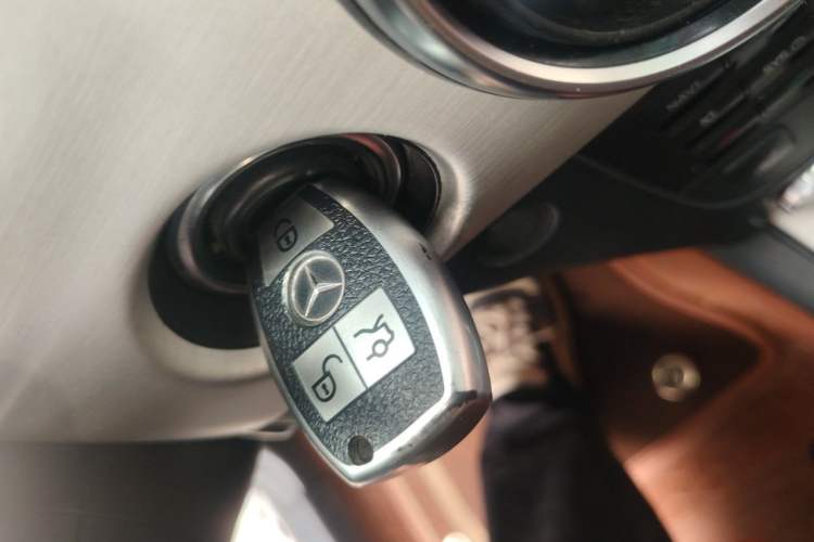 Used Mercedes-Benz GLK-Class 2013 GLK 300 4MATIC Fashion Model Vehicle Key