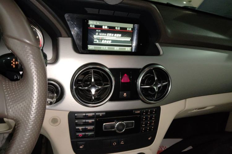 Used Mercedes-Benz GLK-Class 2013 GLK 300 4MATIC Dynamic Sunroof Model Audio And AC Panel