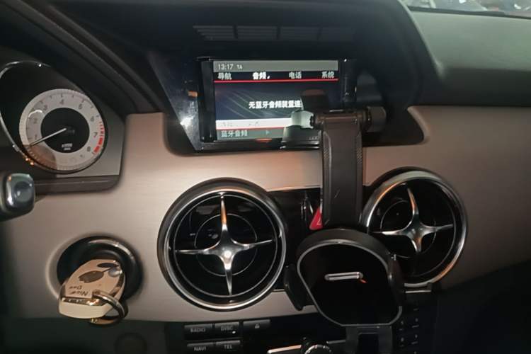 Used Mercedes-Benz GLK-Class 2013 GLK 300 4MATIC Dynamic Sunroof Model Audio And AC Panel