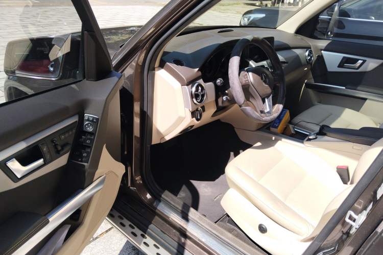 Used Mercedes-Benz GLK-Class 2013 Facelift GLK 300 4MATIC Fashion Edition Driver Seat