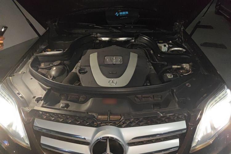 Used Mercedes-Benz GLK-Class 2013 GLK 300 4MATIC Dynamic Sunroof Model Engine Bay