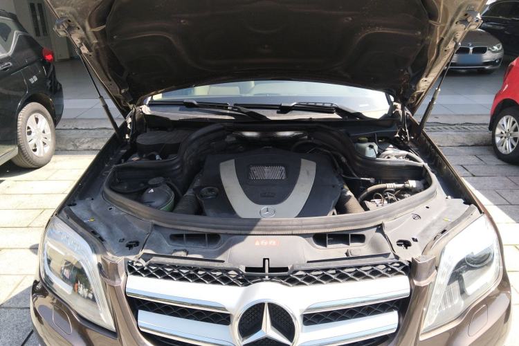 Used Mercedes-Benz GLK-Class 2013 Facelift GLK 300 4MATIC Fashion Edition Engine Bay