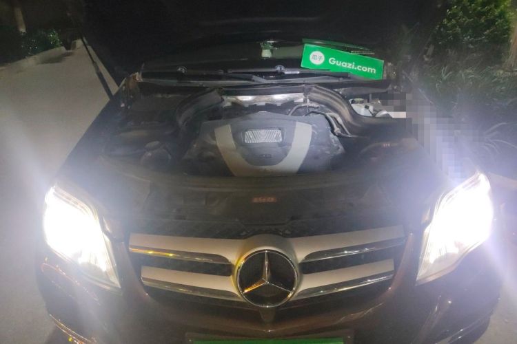 Used Mercedes-Benz GLK-Class 2013 GLK 300 4MATIC Luxury Model Engine Bay