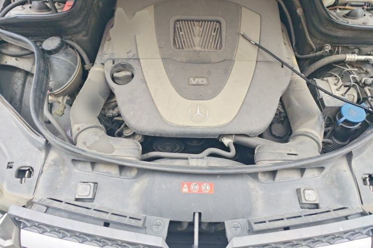 Used Mercedes-Benz GLK-Class 2013 GLK 300 4MATIC Fashion Model Engine Bay