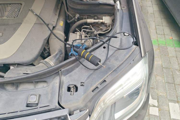 Used Mercedes-Benz GLK-Class 2013 GLK 300 4MATIC Fashion Model Engine Bay Left