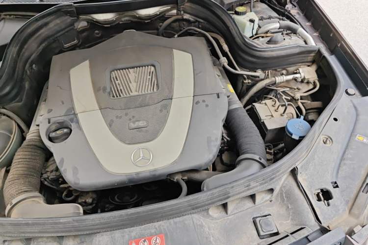 Used Mercedes-Benz GLK-Class 2013 Facelift GLK 300 4MATIC Fashion Edition Engine Bay Left