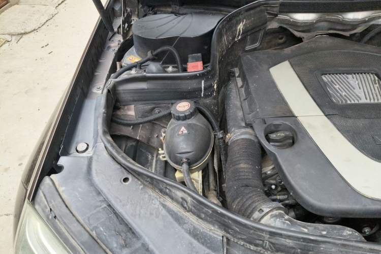 Used Mercedes-Benz GLK-Class 2013 GLK 300 4MATIC Dynamic Edition Engine Bay Right