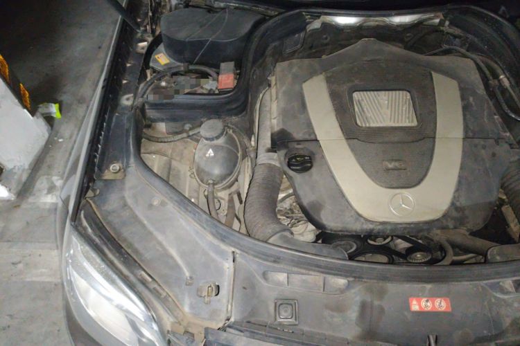 Used Mercedes-Benz GLK-Class 2013 GLK 300 4MATIC Dynamic Sunroof Model Engine Bay Right