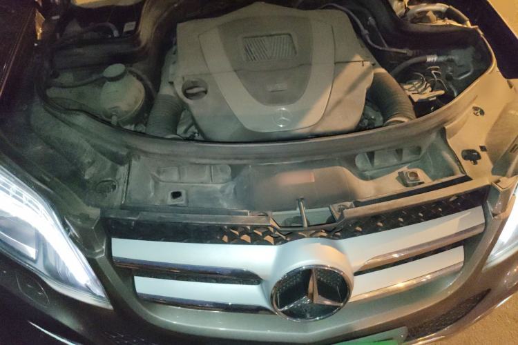 Used Mercedes-Benz GLK-Class 2013 GLK 300 4MATIC Fashion Model Engine Bay