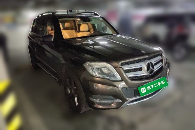 Used Mercedes-Benz GLK-Class 2013 Facelift GLK 300 4MATIC Fashion Edition Front Right 45 Deg