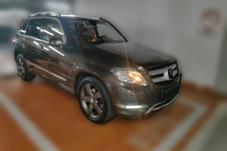 Used Mercedes-Benz GLK-Class 2013 Facelift GLK 300 4MATIC Fashion Edition Front Right 45 Deg