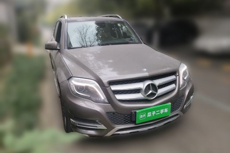 Used Mercedes-Benz GLK-Class 2013 GLK 300 4MATIC Fashion Model Front Right 45 Deg