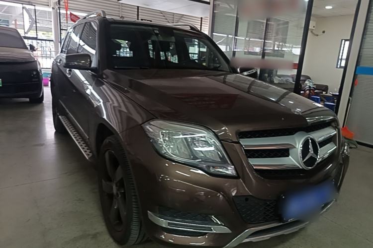 Used Mercedes-Benz GLK-Class 2013 GLK 300 4MATIC Dynamic Sunroof Model Front Right 45 Deg