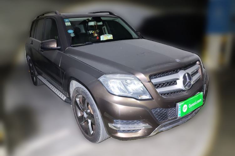 Used Mercedes-Benz GLK-Class 2013 GLK 300 4MATIC Dynamic Sunroof Model Front Right 45 Deg