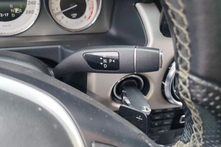 Used Mercedes-Benz GLK-Class 2013 GLK 300 4MATIC Dynamic Sunroof Model Gear Lever