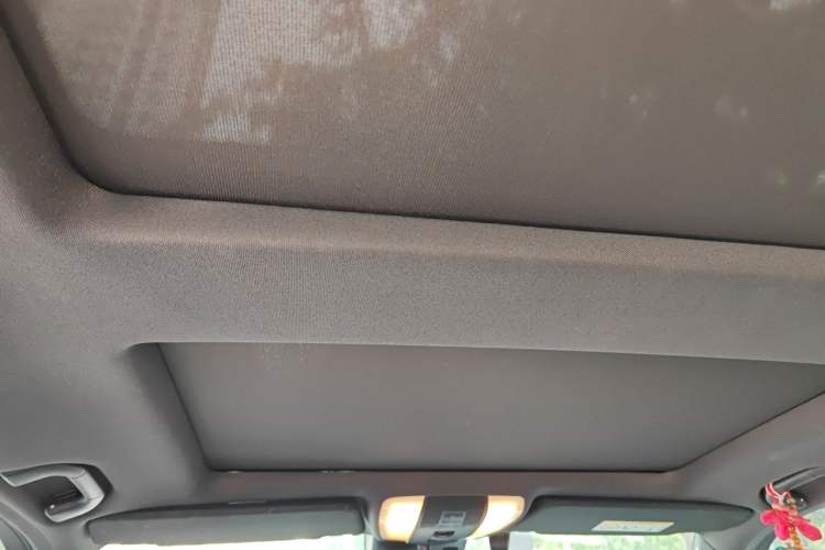 Used Mercedes-Benz GLK-Class 2013 Facelift GLK 300 4MATIC Fashion Edition Headliner