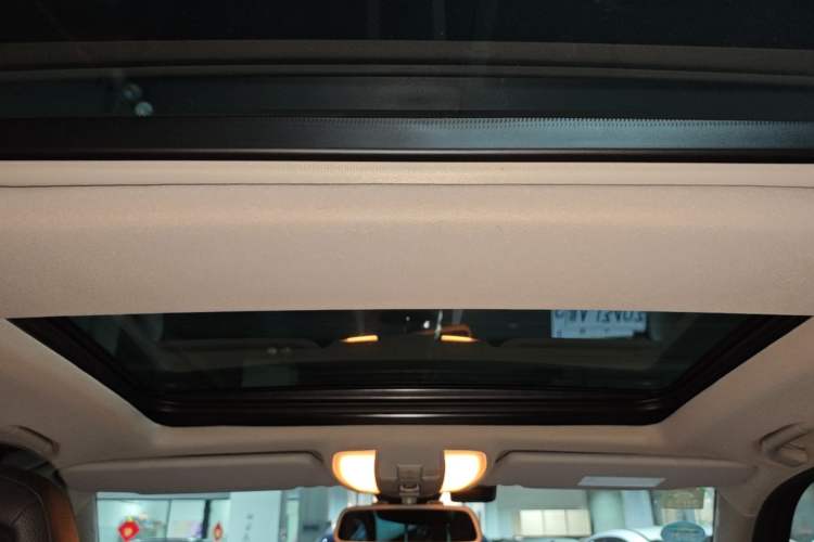 Used Mercedes-Benz GLK-Class 2013 GLK 300 4MATIC Luxury Model Headliner