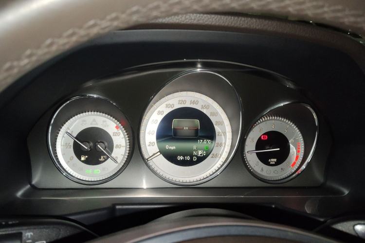 Used Mercedes-Benz GLK-Class 2013 GLK 300 4MATIC Dynamic Sunroof Model Instrument Cluster