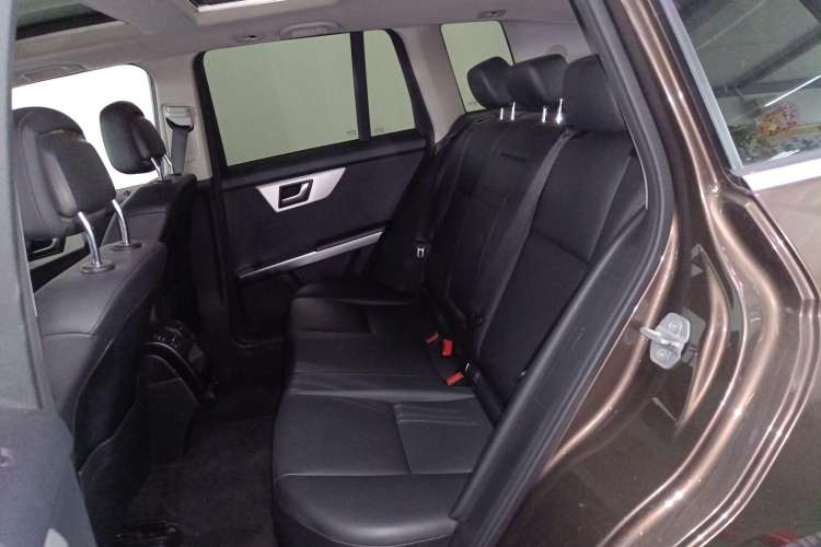 Used Mercedes-Benz GLK-Class 2013 Facelift GLK 300 4MATIC Fashion Edition Interior 1