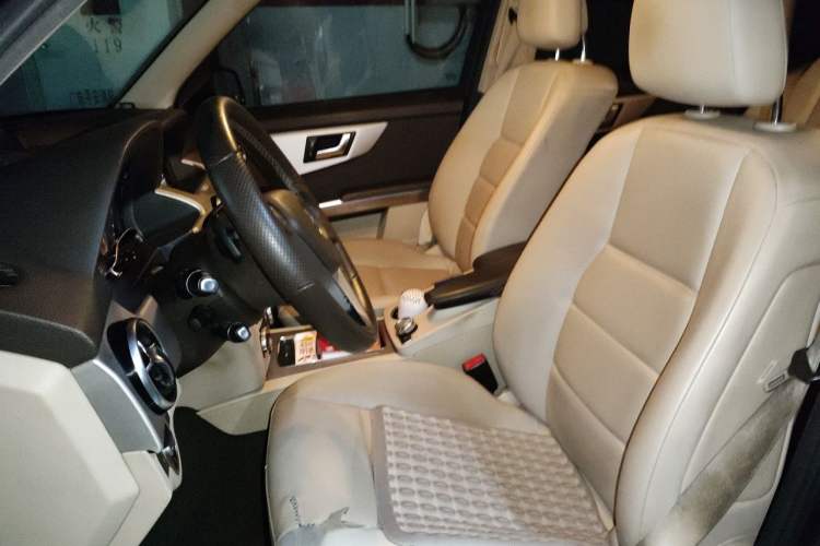 Used Mercedes-Benz GLK-Class 2013 Facelift GLK 300 4MATIC Fashion Edition Left Front Seat