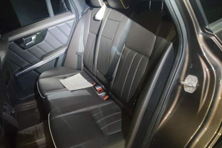 Used Mercedes-Benz GLK-Class 2013 GLK 300 4MATIC Luxury Model Left Rear Seat