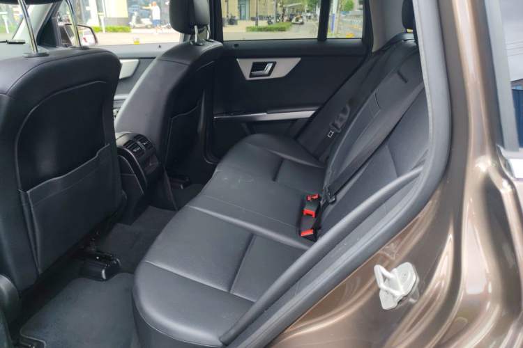 Used Mercedes-Benz GLK-Class 2013 GLK 300 4MATIC Dynamic Sunroof Model Left Rear Seat