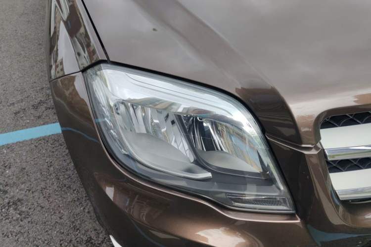 Used Mercedes-Benz GLK-Class 2013 GLK 300 4MATIC Dynamic Sunroof Model Right Front Headlight