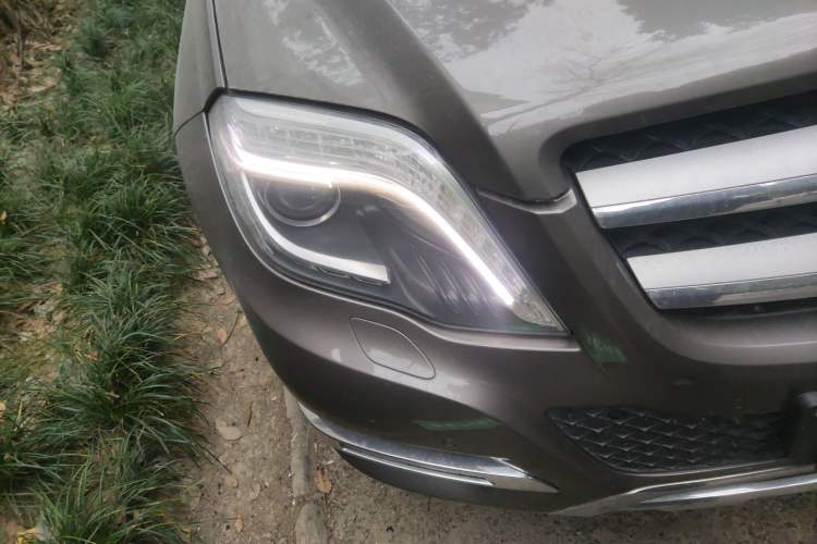 Used Mercedes-Benz GLK-Class 2013 GLK 300 4MATIC Fashion Model Right Front Headlight