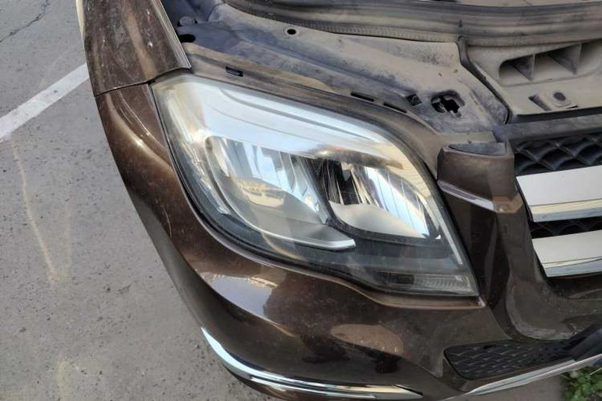 Used Mercedes-Benz GLK-Class 2013 GLK 300 4MATIC Dynamic Sunroof Model Right Front Headlight