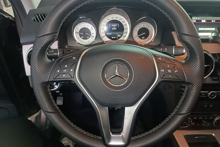 Used Mercedes-Benz GLK-Class 2013 GLK 300 4MATIC Dynamic Sunroof Model Steering Wheel