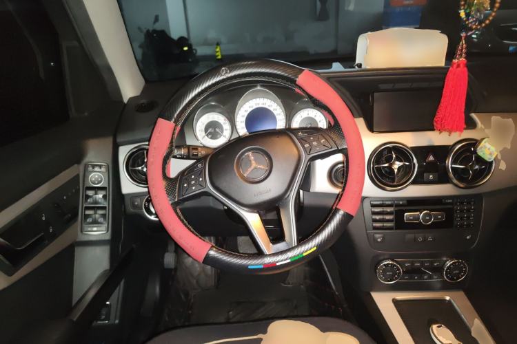 Used Mercedes-Benz GLK-Class 2013 GLK 300 4MATIC Dynamic Sunroof Model Steering Wheel