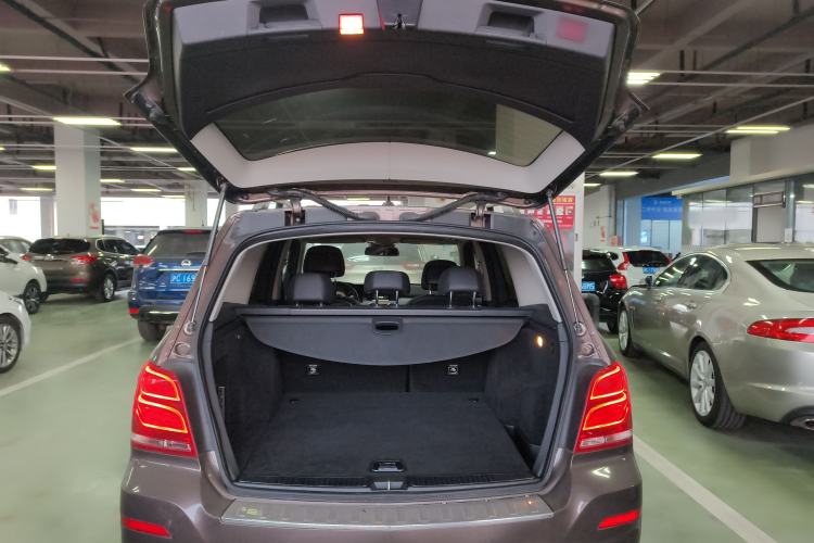 Used Mercedes-Benz GLK-Class 2013 Facelift GLK 300 4MATIC Fashion Edition Trunk