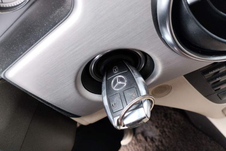 Used Mercedes-Benz GLK-Class 2013 GLK 300 4MATIC Fashion Model Vehicle Key