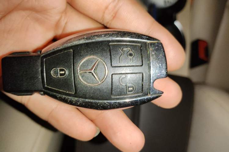 Used Mercedes-Benz GLK-Class 2013 Facelift GLK 300 4MATIC Fashion Edition Vehicle Key