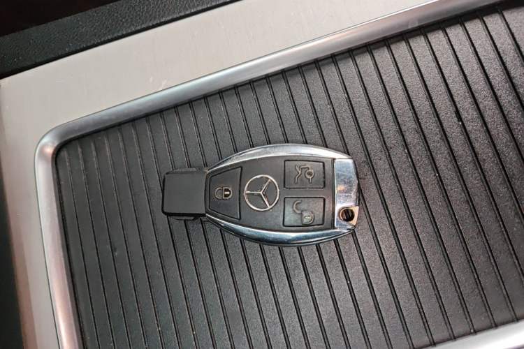 Used Mercedes-Benz GLK-Class 2013 Facelift GLK 300 4MATIC Fashion Edition Vehicle Key