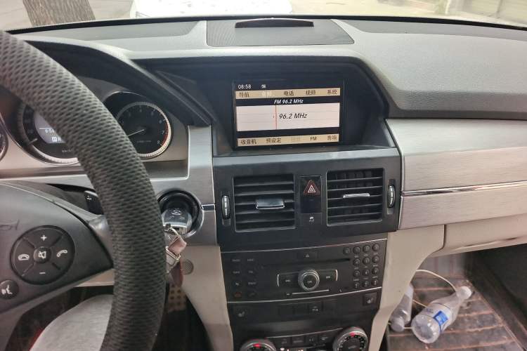 Used Mercedes-Benz GLK-Class 2013 GLK 300 4MATIC Fashion Model Audio And AC Panel